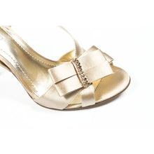 Gold 10 US - 41.5 EUR Nine West Womens Slingback Sandal NWELSIA LIGHT GOLD