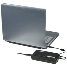 MANHATTAN 101615 100-Watt Universal Notebook Power Adapter with Automatic Adjustable Voltage